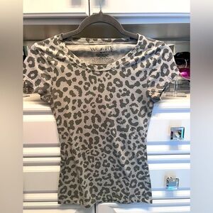 SOLD!!! Dark grey and light grey leopard print t-shirt